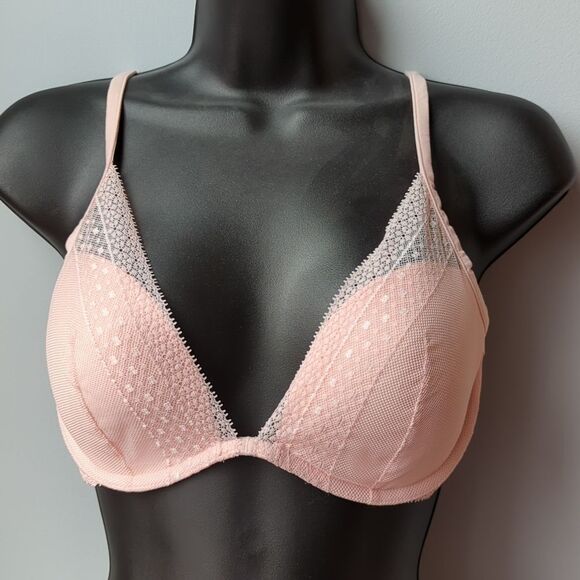 Pink Lace Bra - Picture 1 of 3